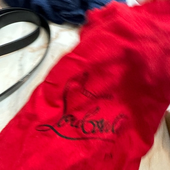 Stunning vintage cherry Christian heels - Picture 3 of 7